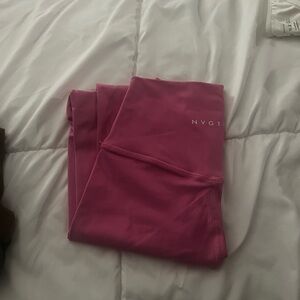 NVGTN Bubblegum Pink Signature 2.0 Leggings